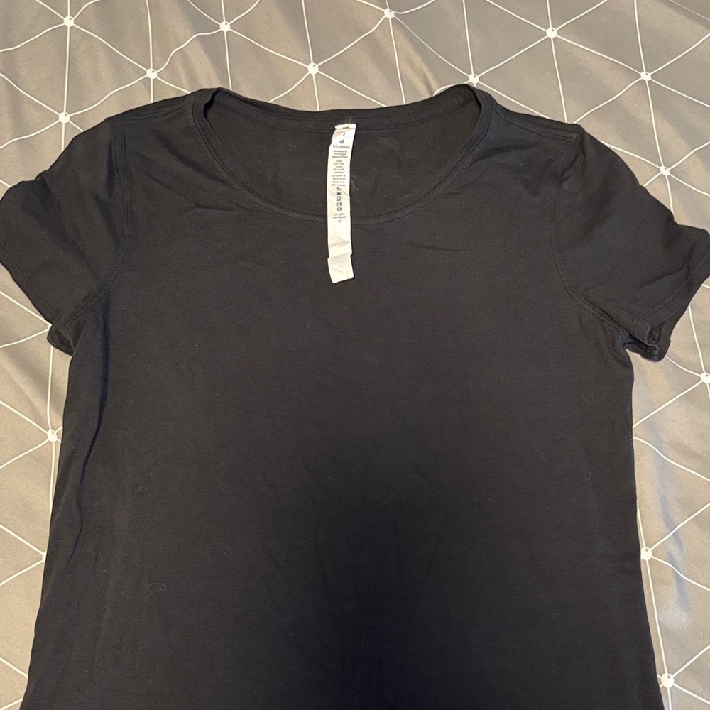 Lululemon Black Short Sleeve Women's Tee
